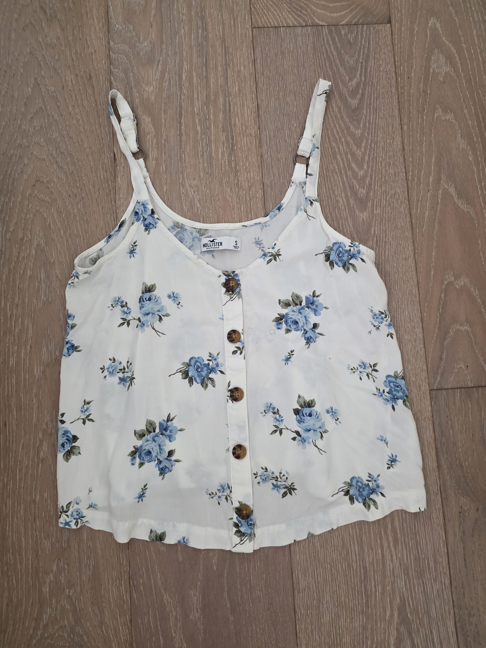 Hollister White Floral Button-Front Cami with Blue Roses